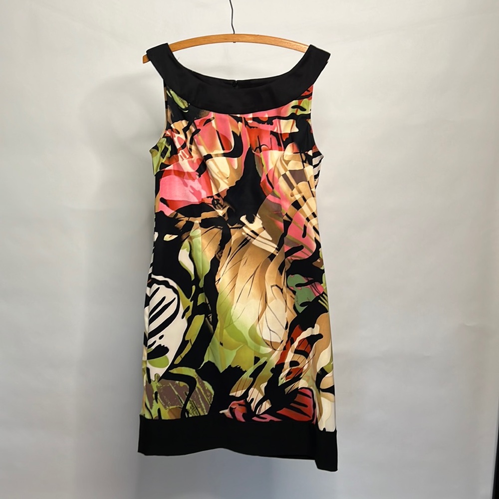 Size 10 knee length dress